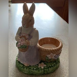 Vintage Avon Springtime Easter Bunny Basket Tealight Holder
